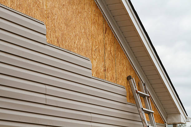 24/7 Emergency Vinyl Siding experts in High Point, FL